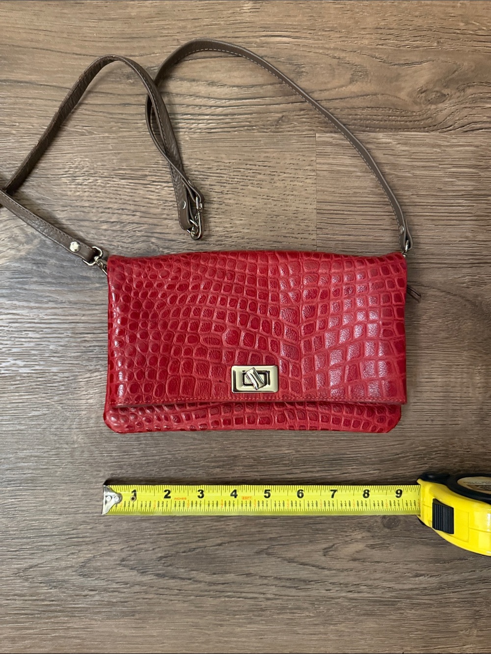 Red Croc-Embossed Leather Convertible Crossbody Purse wristlet
